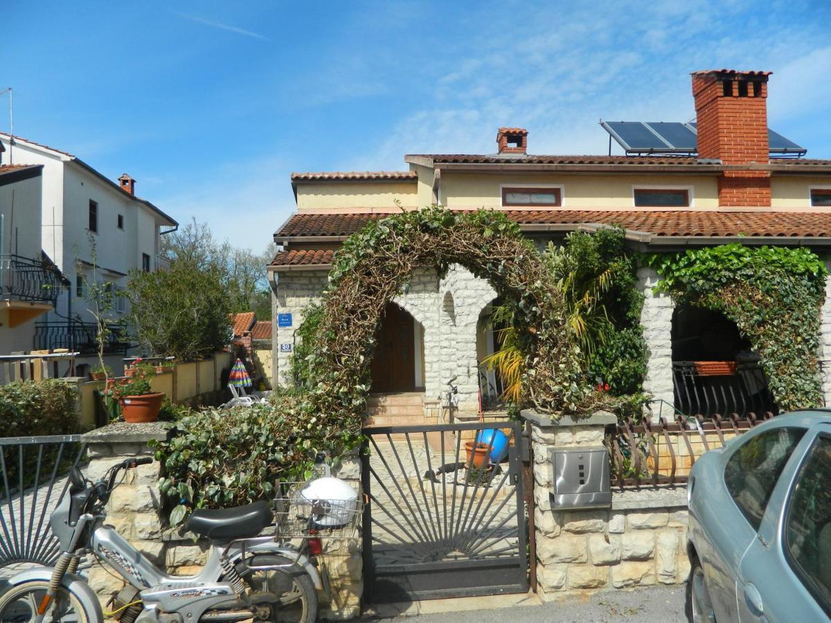 Apartments Vila Vanda Porec Luaran gambar