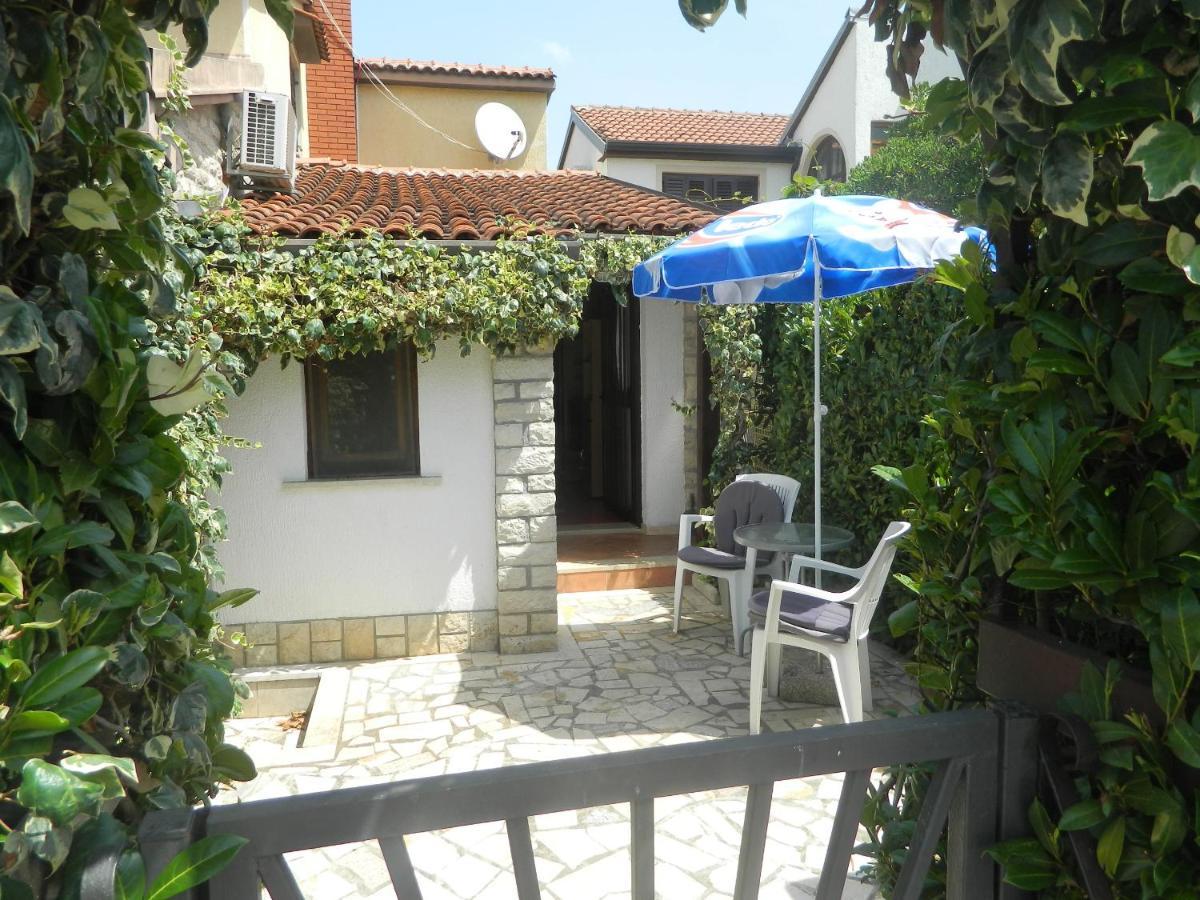 Apartments Vila Vanda Porec Luaran gambar